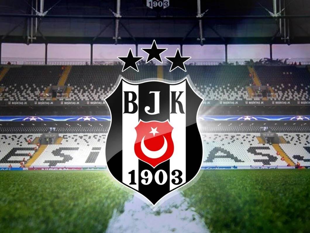 Beşiktaş'ta kriz dönemi: Efsane yıldız takımdan ayrılıyor! 3