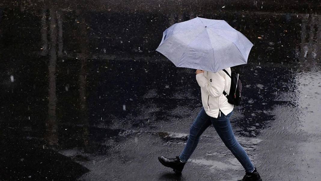 Meteoroloji il il uyardı: Sıcaklıklar düşecek... Türkiye'yi sağanak vuracak 7