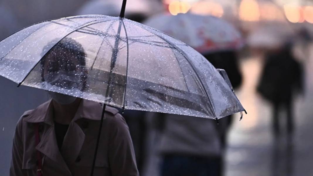 Meteoroloji tek tek uyardı: Sağanak yağış Türkiye'yi vuracak 5