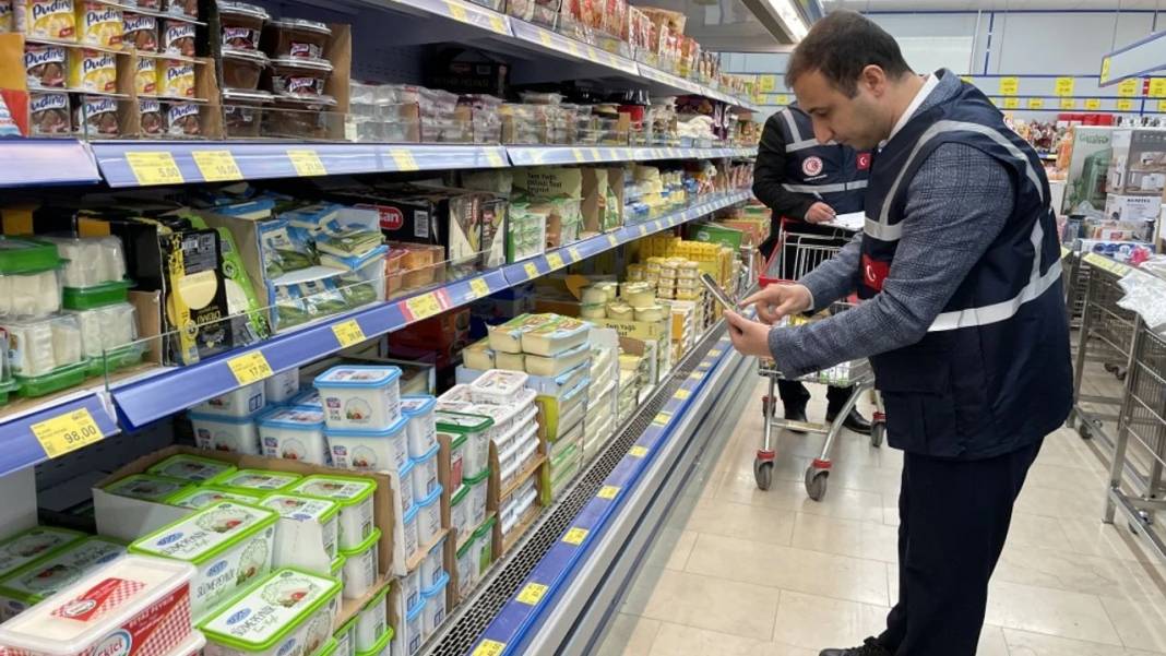 Fahiş fiyat ve stokçuluğa karşı harekete geçildi: Bunları yapanın vay haline! 6