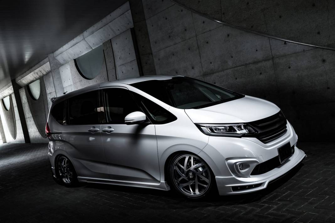 Honda Freed yenilendi: İşte gelişmiş hibrit sistemi ve tasarımı... 6