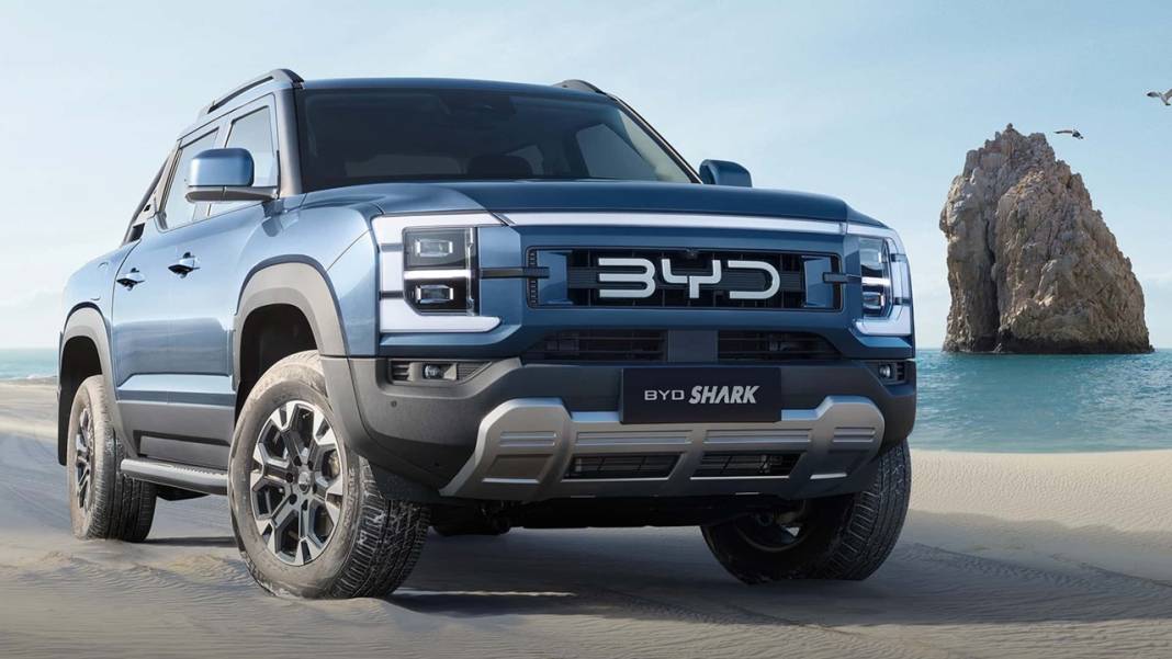 BYD'den hibrit pickup hamlesi! Shark Cybertruck'a rakip olacak 2