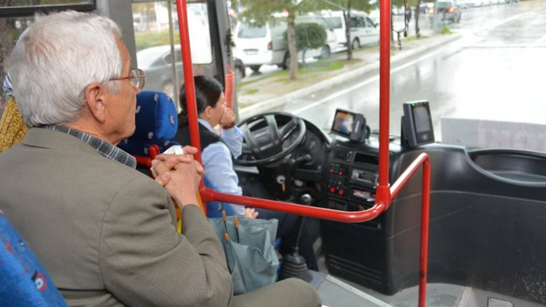 60-65 yaş arası ücretsiz ulaşım resmen son buldu! Emeklileri yıkan gelişme 4