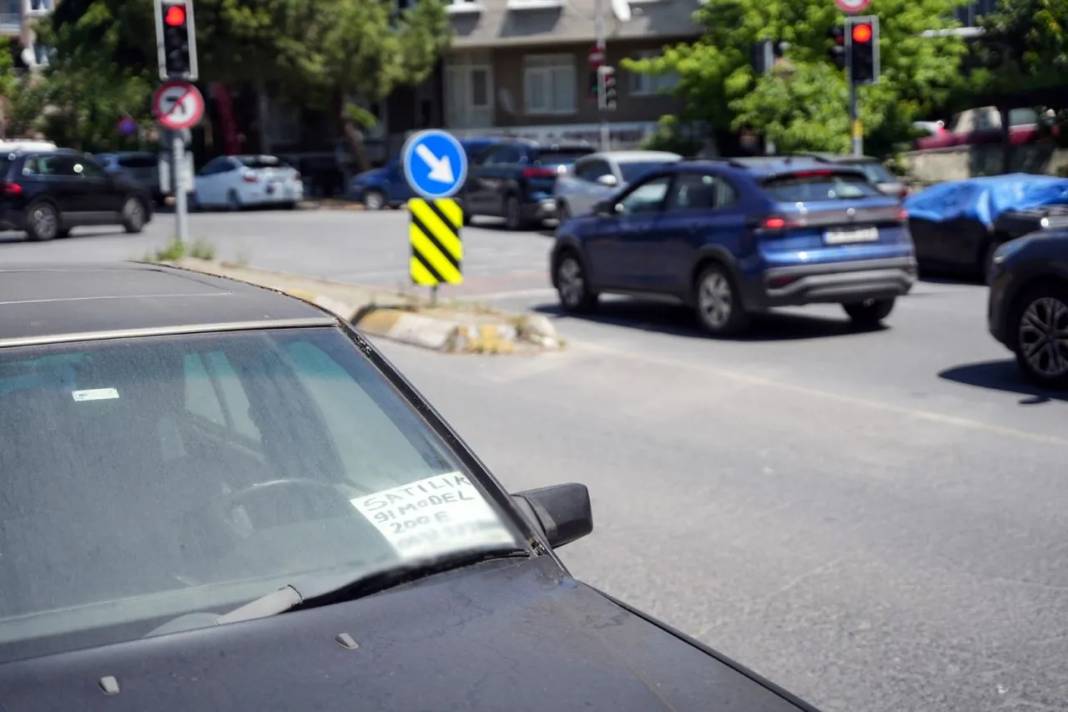 İkinci el otomobil satışlarında yöntem değişti: Cam ilan dönemi geri döndü! 4