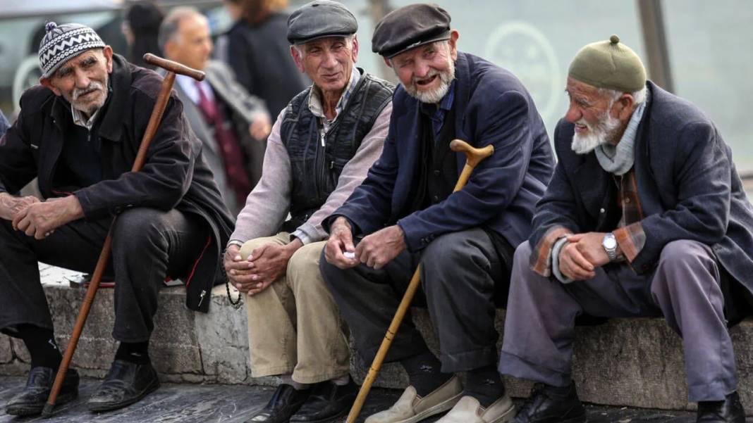 AKP’den kopan emeklilerin B planı ortaya çıktı! MetroPOLL’ün son anketinde domino etkisi 7