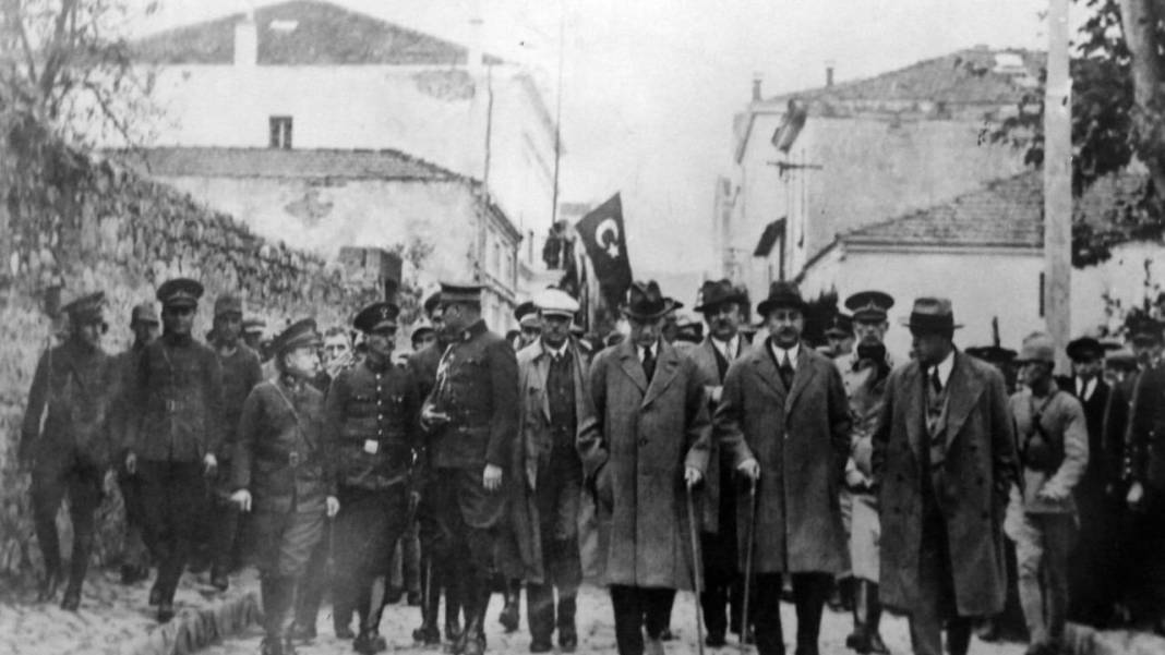 Günlerden Cumhuriyet'e atılan ilk adım! 19 Mayıs 1919'un anlam ve önemi 12