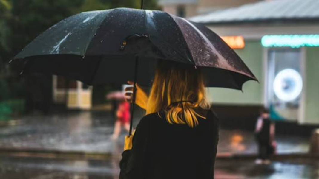 İstanbul dahil 81 ili esir alacak: Meteoroloji'den sağanak, ve fırtına uyarısı! 4 gün boyunca sürecek... 4