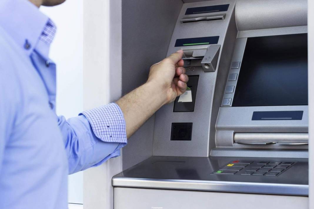 ATM’lerde büyük kriz: Para çekmeye giden şoke oldu 7