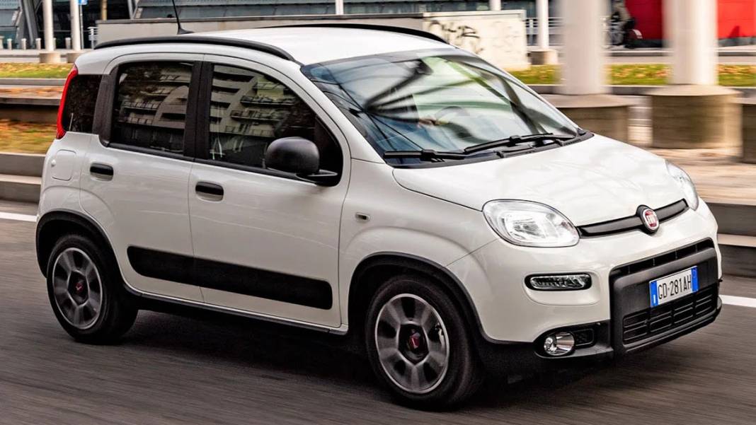 Fiat fiyatları yarı yarıya düşürdü: Otomobil alacaklar dikkat! 1