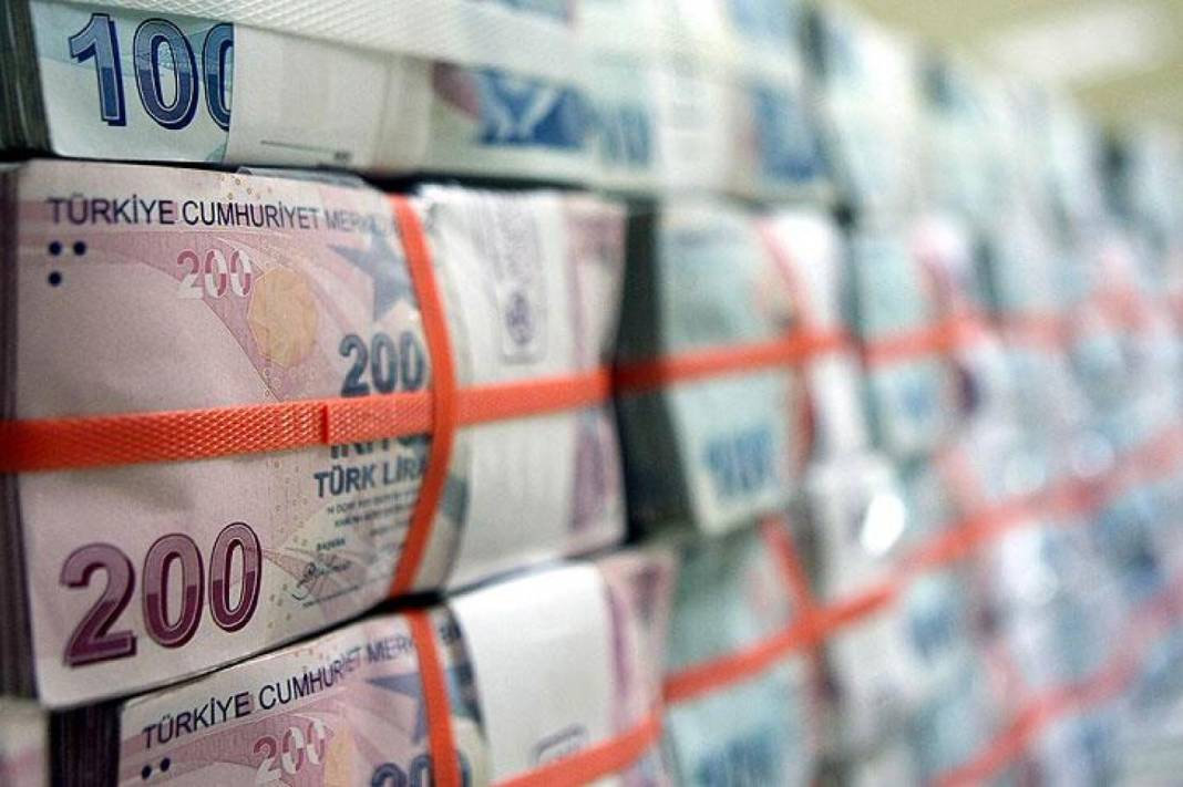 Bankaların promosyon yarışı kızıştı: Emekliler çifte bayram yaşayacak 3