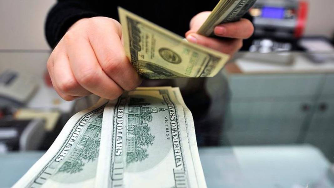 Dolarda 17 lira depremi. Uzmanı net konuştu büyük değişim olacak 1