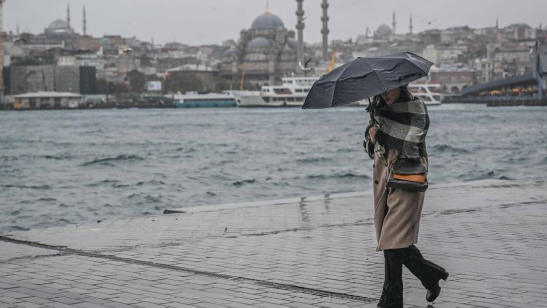 Meteoroloji duyurdu. Türkiye'yi sağanak vuracak 11