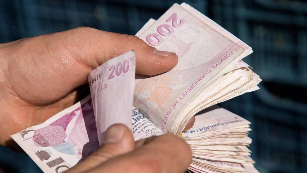 Emekliye maaş ödemesi artık bu şekilde yapılacak. Karar tüm Türkiye’de yürürlüğe girdi 11