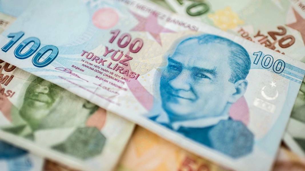 Emekliye maaş ödemesi artık bu şekilde yapılacak. Karar tüm Türkiye’de yürürlüğe girdi 7