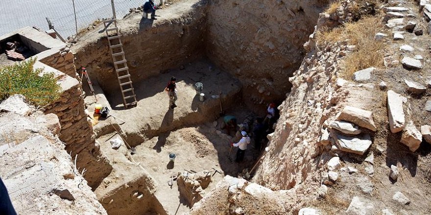 Kalehöyük'te 800 yıllık Ahi ocakları bulundu