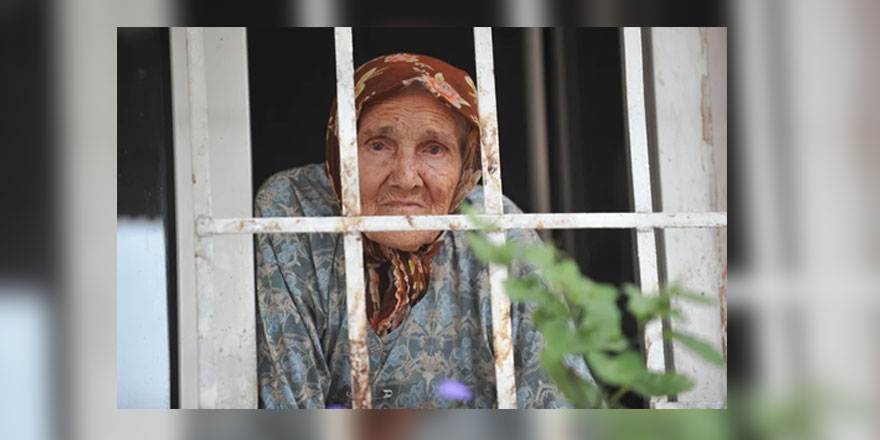 Bursa'da akılalmaz olay! Hatice ninenin ağzını soydular