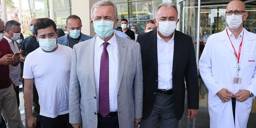 Mansur Yavaş Muhittin Böcek'i ziyaret etti! İşte ilk açıklama