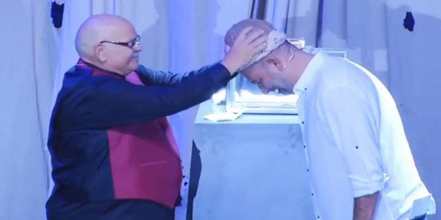 Rasim Öztekin ‘Kavuğu’ Şevket Çoruh’a devretti