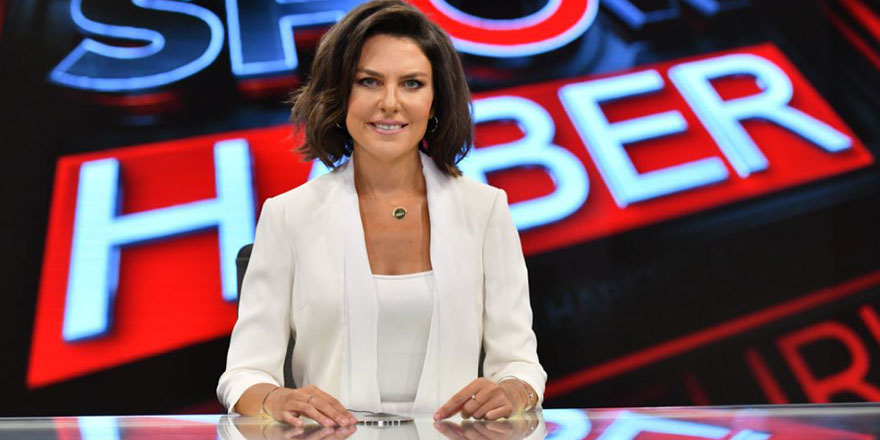 Fahrettin Altun'un eşi Fatmanur Altun'dan Ece Üner'e destek: Karşı karşıya kaldığınız şey...