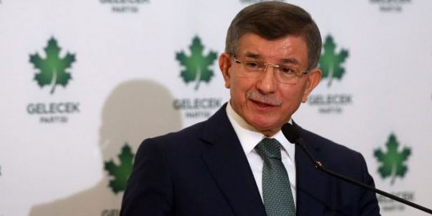 İsim vermeden Doğu Perinçek'i kasteden Ahmet Davutoğlu AKP'ye Erdoğan'ın sözüyle yüklendi