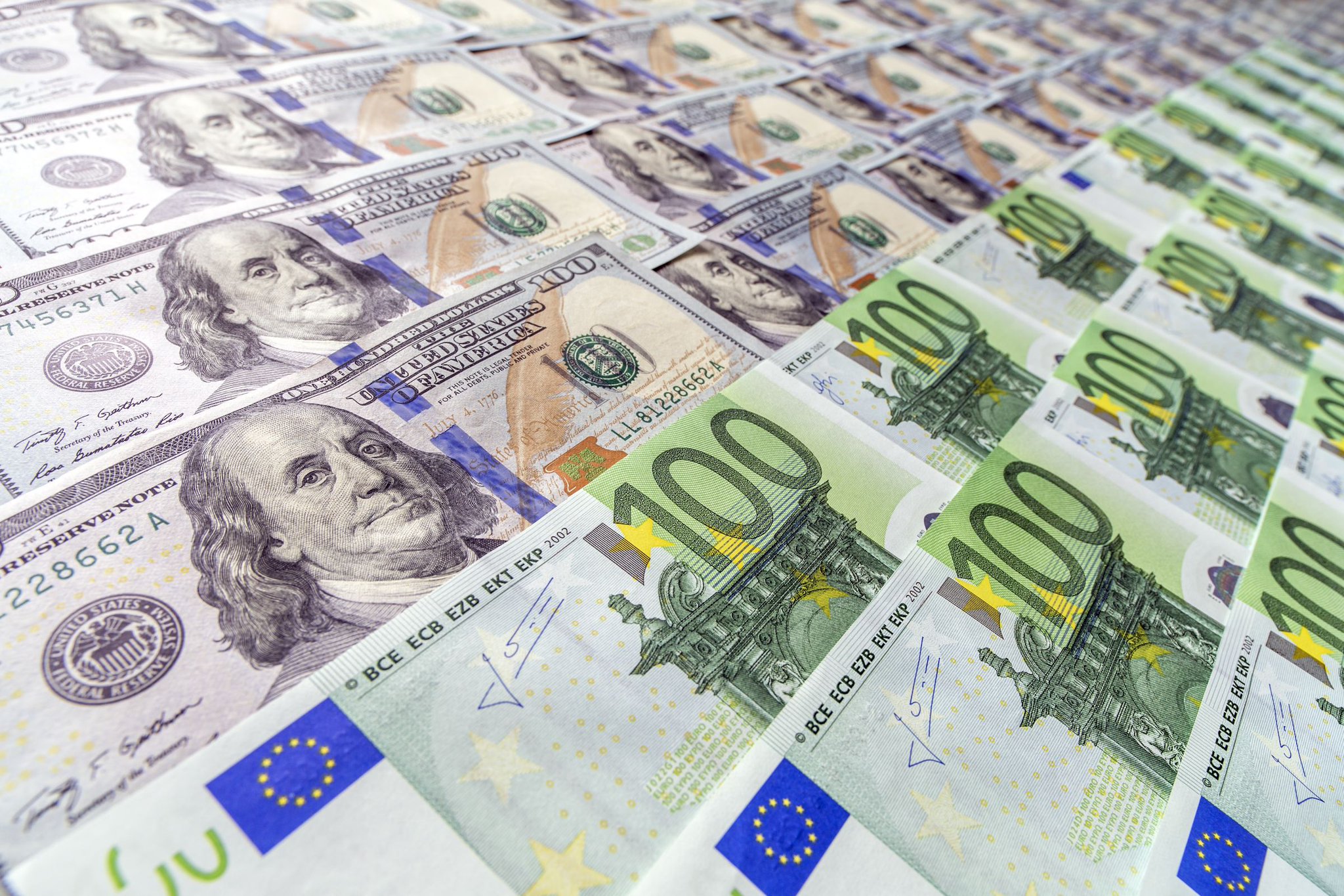 Böylesi daha önce görülmedi! Dolar ve euroda tarihi zirve