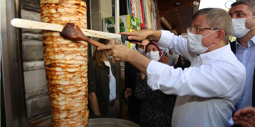 Gelecek Partisi'nden Denizli Valisi'ne Ahmet Davutoğlu fotoğraflı yanıt