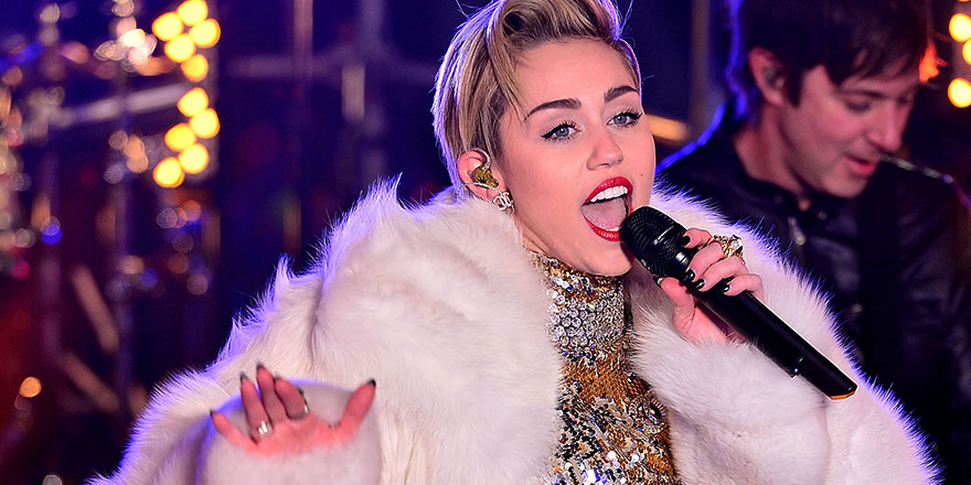 Miley Cyrus'tan ilginç iddia: Ufolar tarafından kovalandım