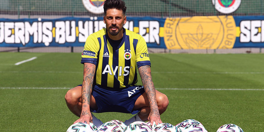 Fenerbahçe'yi para için mi tercih etti! Jose Sosa'dan flaş açıklamalar