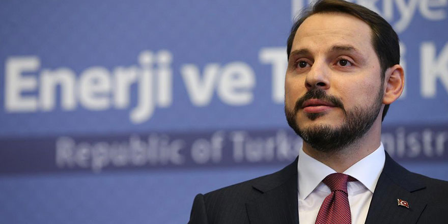 Ünlü ekonomistten bomba yorum! Berat Albayrak'ın tek bir çaresi kaldı