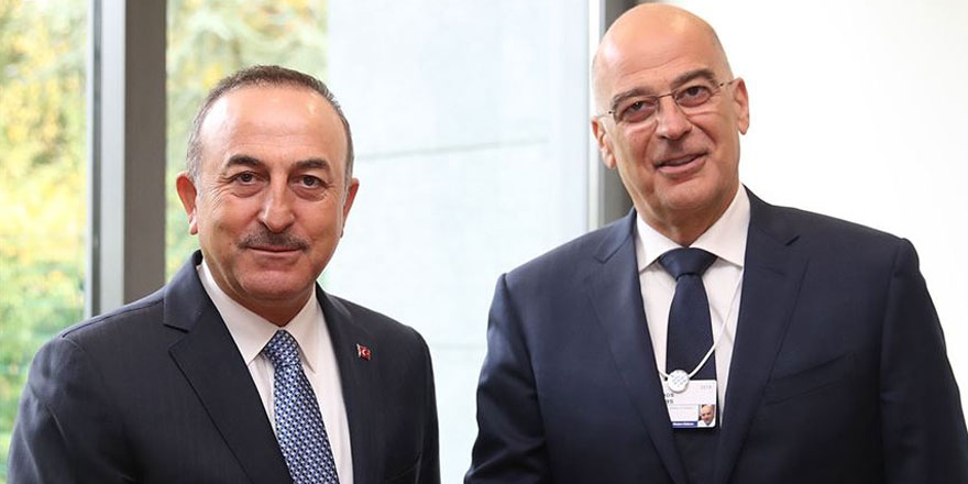 Mevlüt Çavuşoğlu'ndan Nikos Dendias'a 'geçmiş olsun' telefonu