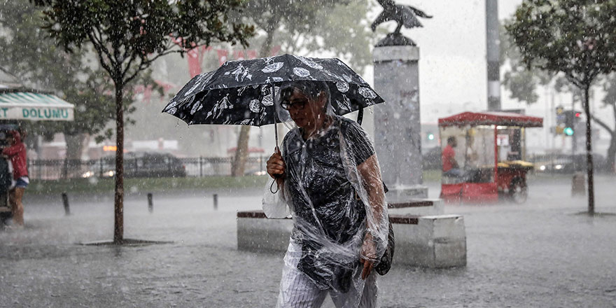 Meteoroloji'den İstanbul için şiddetli sağanak uyarısı!