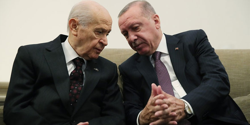 Ünlü anket şirketi başkanı İbrahim Uslu, Erdoğan ile Bahçeli'nin ters düştüğü konuyu açıkladı