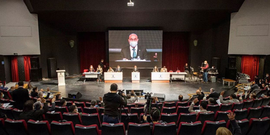 İzmir Büyükşehir Belediyesinin 2021 yılı bütçesi kabul edildi