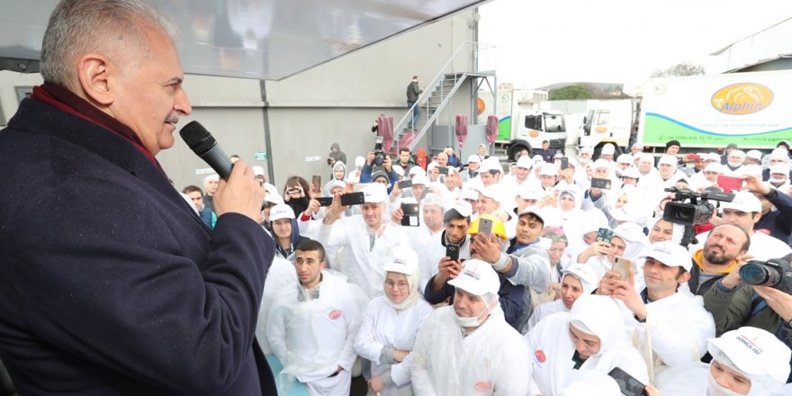"Görevimiz üreten kim varsa yanında olmak"