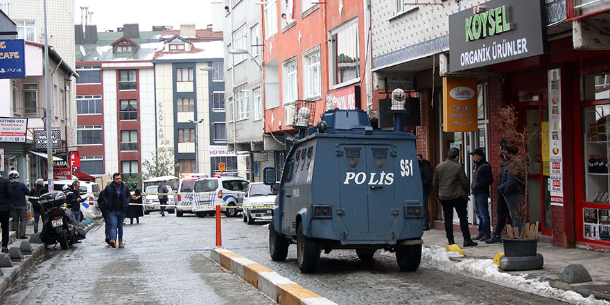 Beyoğlu'nda pide salonunda patlama!