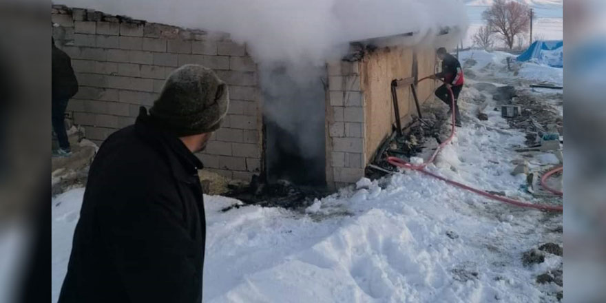 Nevşehir'de ağılda çıkan yangında 120 hayvan hayatını kaybetti