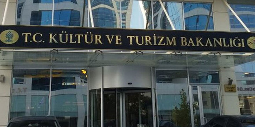 CHP'li İlgezdi'den 'sözleşmeli sanatçı' tepkisi