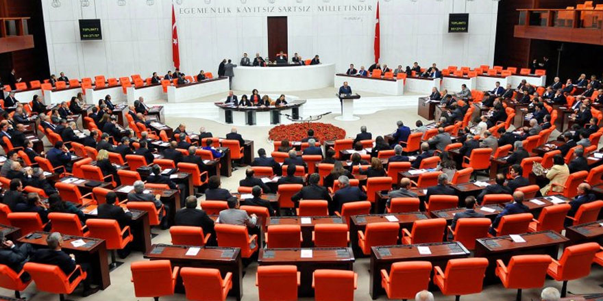 Mutasyonlu virüs önergesi AKP ve MHP oylarıyla reddedildi