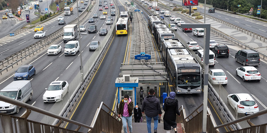 İstanbul'da kısıtlamasız ilk cumartesi günü böyle geçiyor