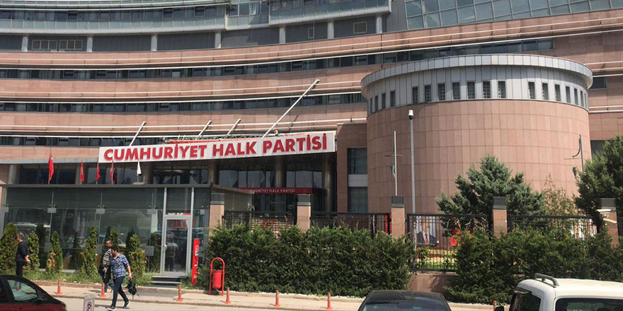 WhatsApp'tan AKP'li başkana bilgi sızdırıyordu! CHP'de 'köstebekler' tespit edildi