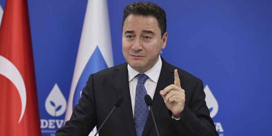 Ali Babacan müdahale etti: DEVA Partisi kongresinde gazeteciler ve görevliler arasında gerginlik!