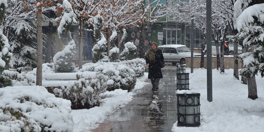 Yağışın cinsini değiştirecek! Meteoroloji tarih verip, uyardı