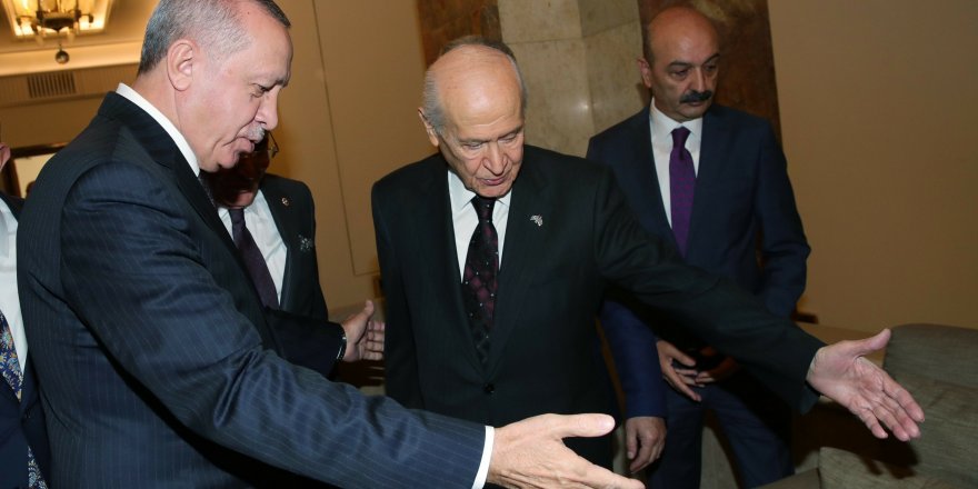 Bahçeli'nin hedefi AKP'yi kapattırmak mı? Yeniçağ Gazetesi yazarı Orhan Uğuroğlu'ndan çok konuşulacak iddia