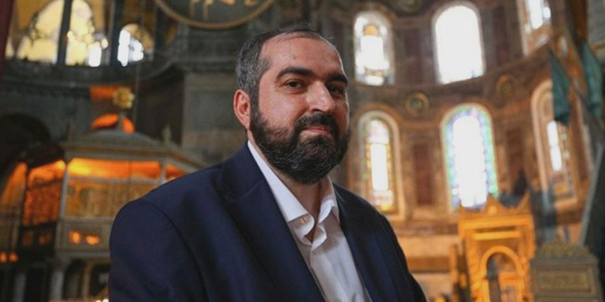 Ayasofya İmamı Mehmet Boynukalın yine gündemde! Önce beğendi sonra kaldırdı 