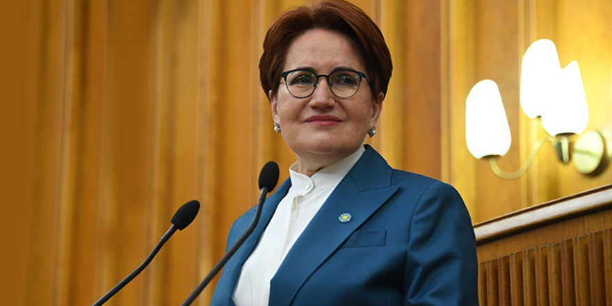 Meral Akşener grup toplantısında gözyaşlarını tutamadı