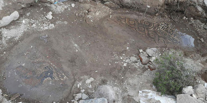 İzmir'de kaçak kazıda 1500 yıllık mozaik bulundu