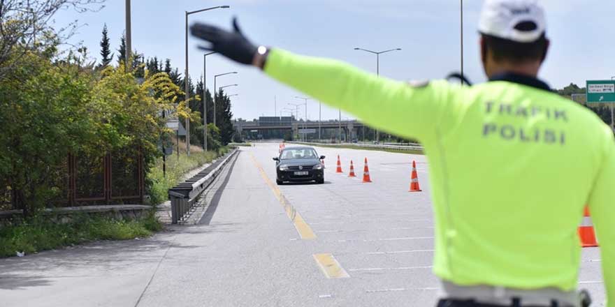 Seyahat kısıtlaması geri mi geliyor? Kabine öncesi dikkat çeken açıklama