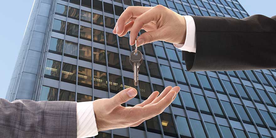 Ekonomik gidişat gazetelerin ilan sayfalarına sıçradı! Bu işe kim dur diyecek?