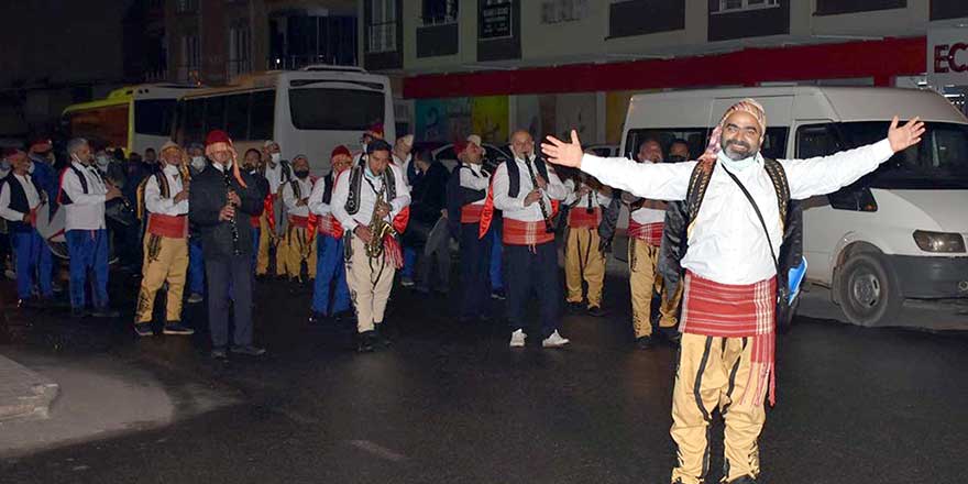 Tekirdağlılar sahura mehterle kalkıyor!