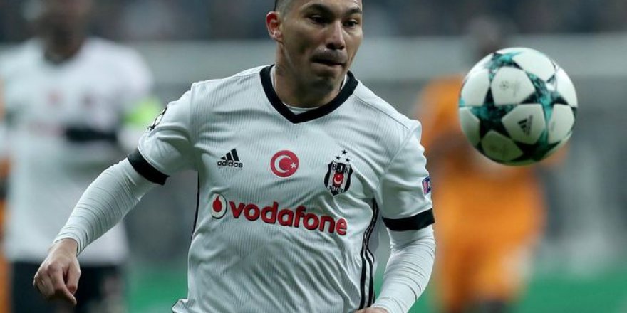 Gary Medel'in transferiyle ilgili resmi açıklama geldi!